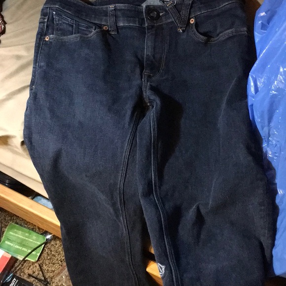 32 men’s Vorta slim straight volcom jeans - Picture 3 of 3